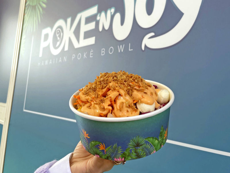 Leader nel settore delle pokebowl hawaiiane, Poke'n'Joy ti propone un'esplosione di sapori freschi e autentici, preparati con ingredienti di altissima qualità ogni giorno.